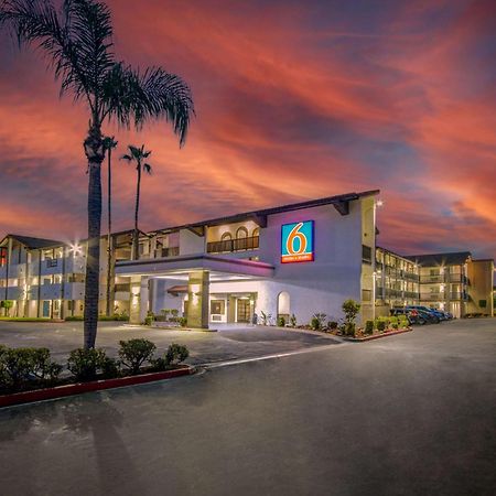 Motel 6 Ontario Ca Convention Center Airport Εξωτερικό φωτογραφία