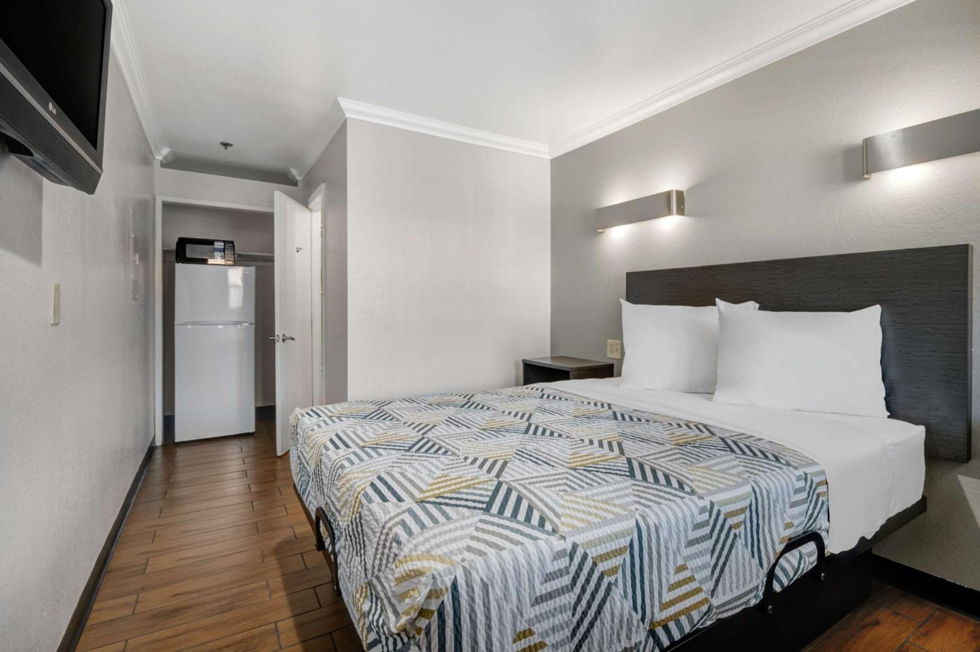 Motel 6 Ontario Ca Convention Center Airport Εξωτερικό φωτογραφία