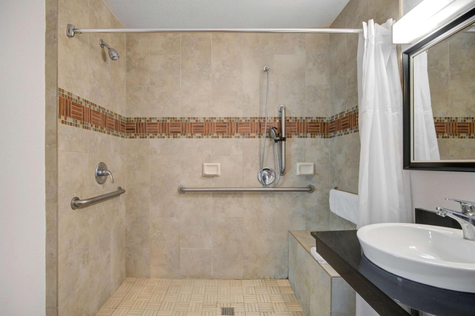 Motel 6 Ontario Ca Convention Center Airport Εξωτερικό φωτογραφία